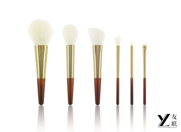 Neuankömmling ｜ glänzendes neues Leben, goldene Aluminiumrohrbürstenset - ein Muss, um den perfekten Make -up -Look zu schaffen!
