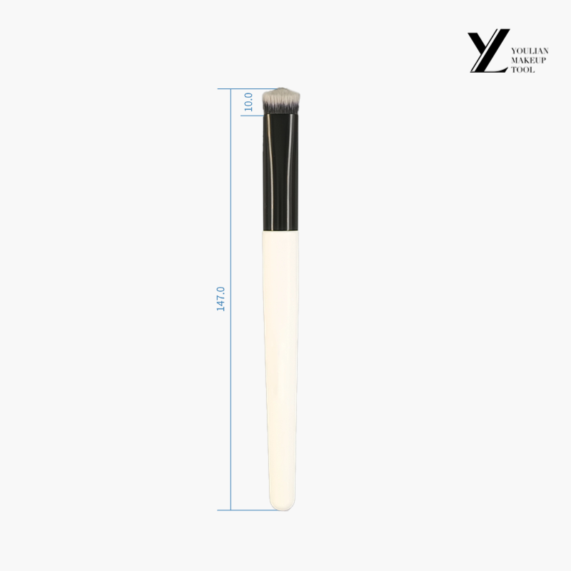 Dreieck Concealer Pinsel